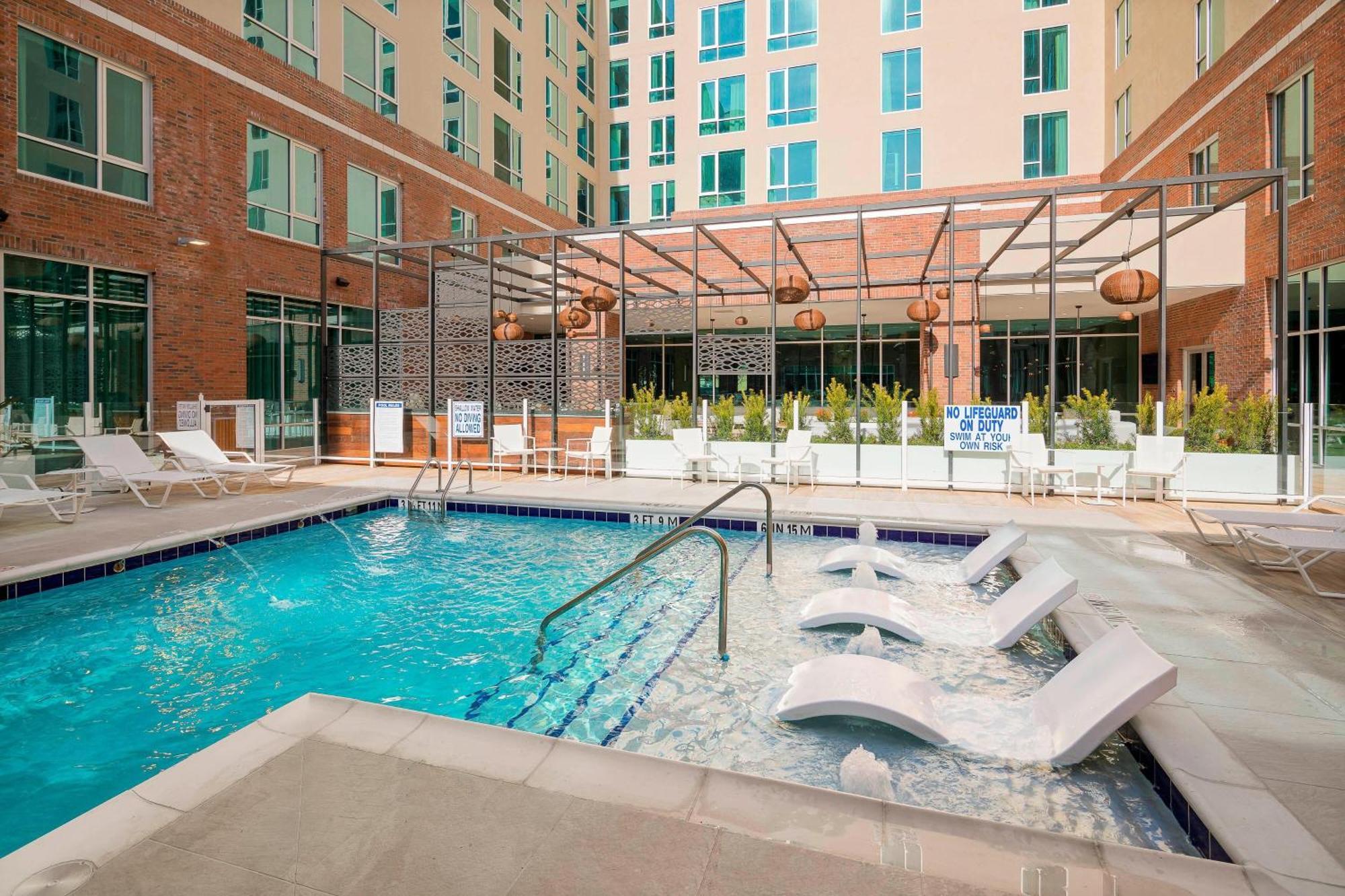 Springhill Suites By Marriott Greenville Downtown Exterior foto